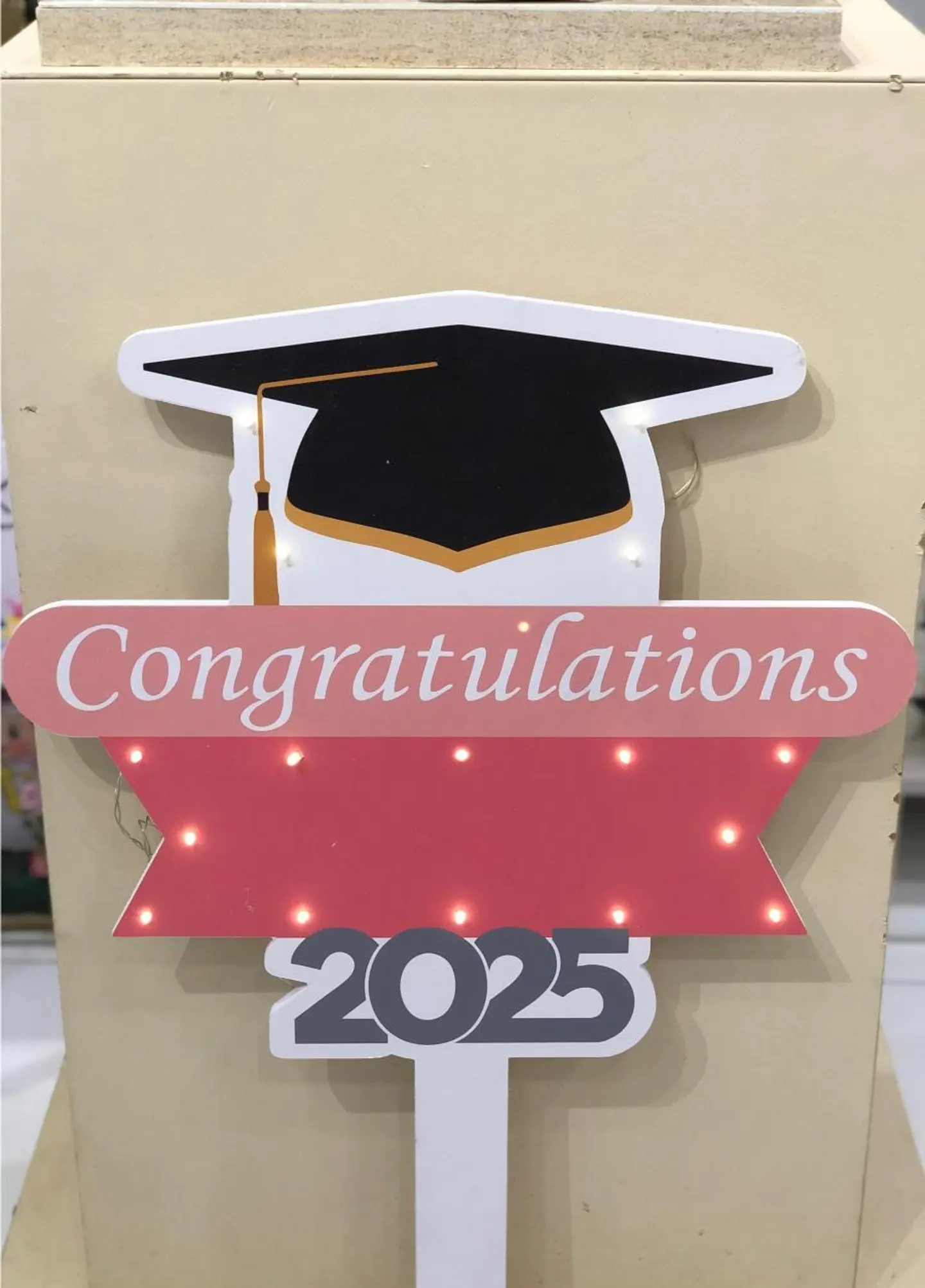 Graduation Stand