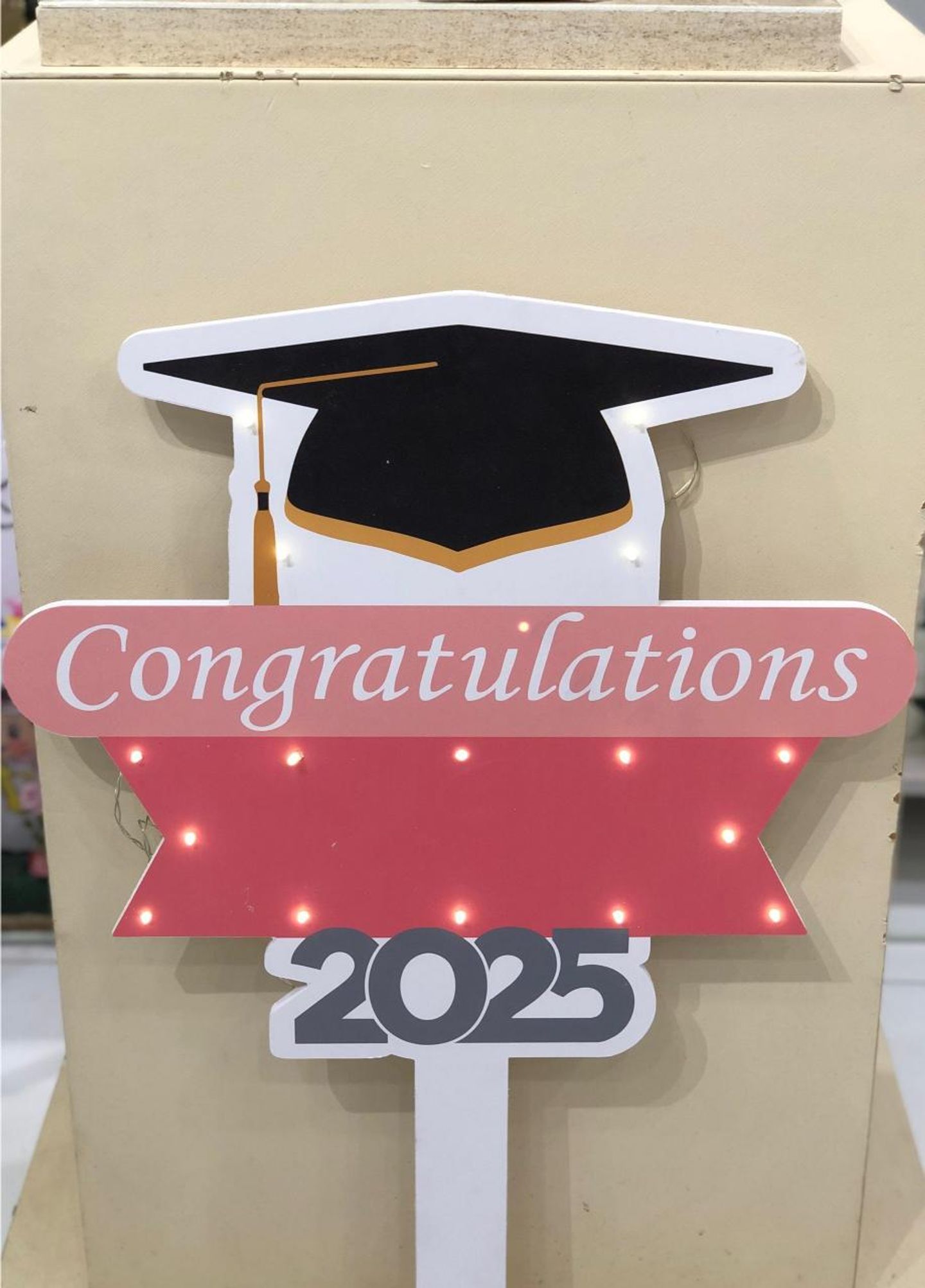 Graduation Stand