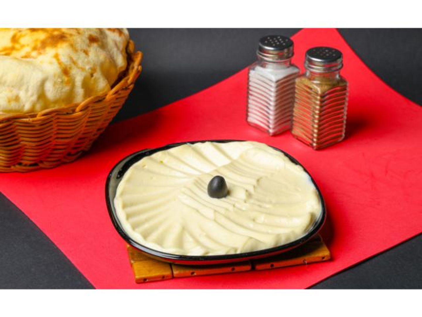 Garlic Plate