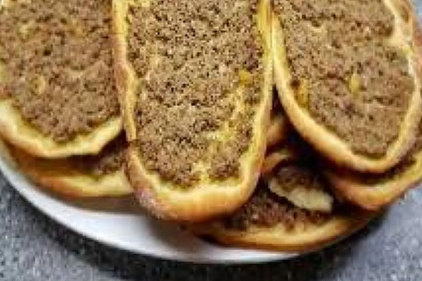 Sfeha Meat Dhoug