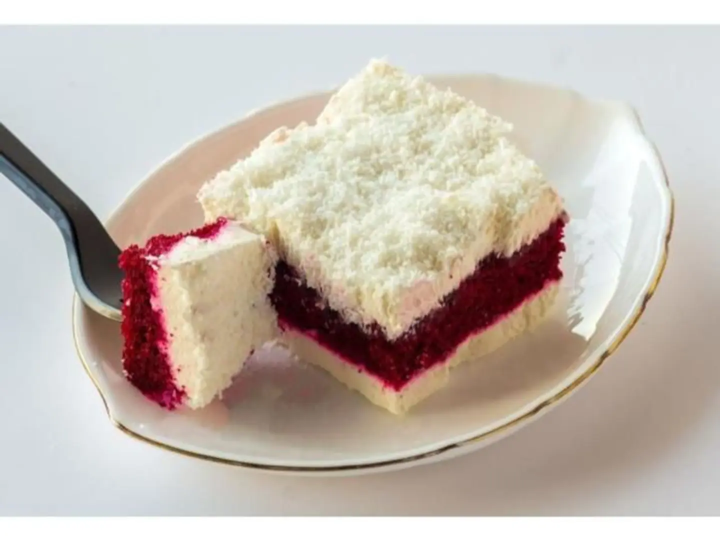 Strawberry Coconut Cake