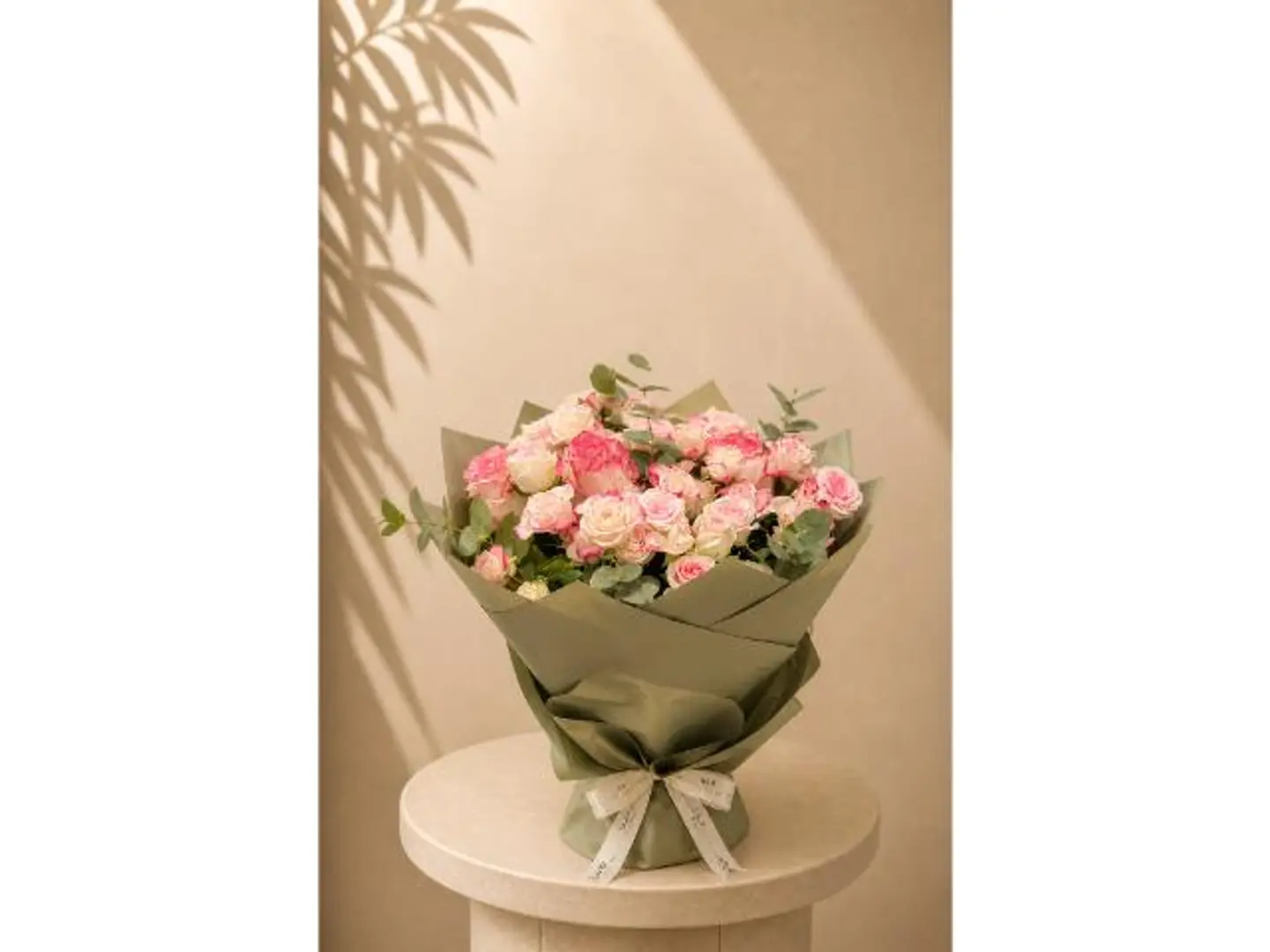 36 Rose Charm