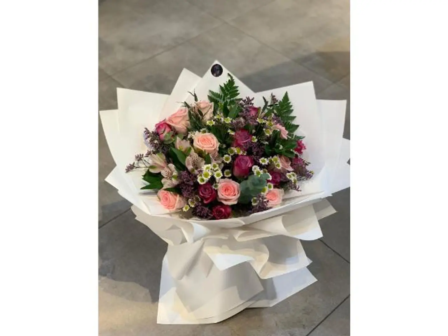 باقه روز واكسسوارات هولندي