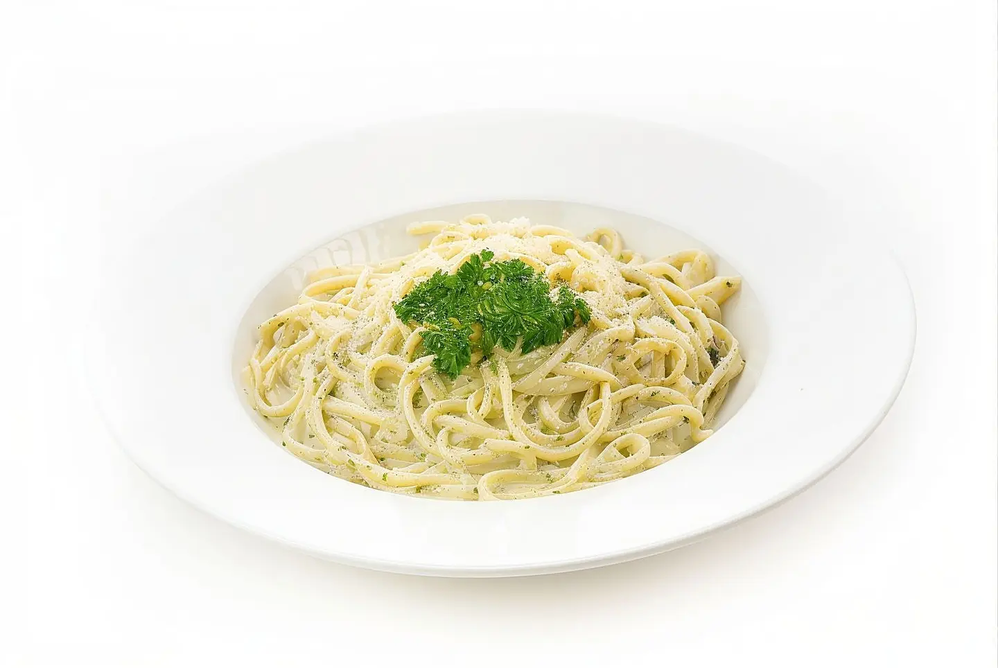 لينغويني ألبيستو