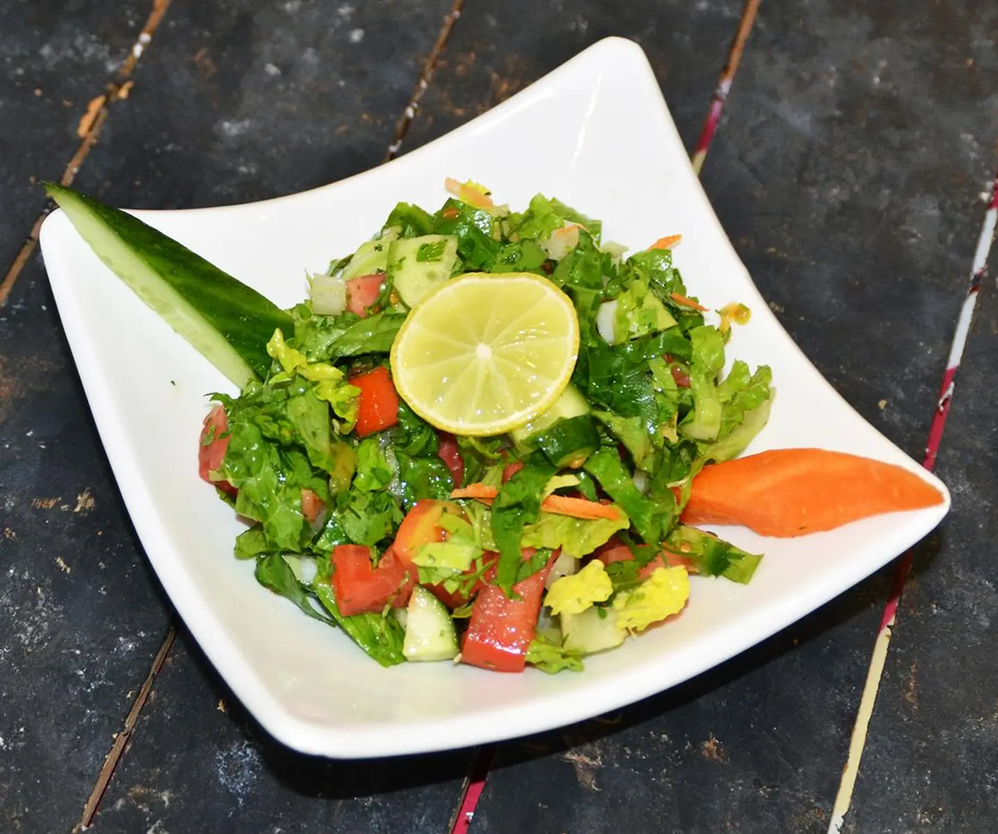 Traditional Green Salad