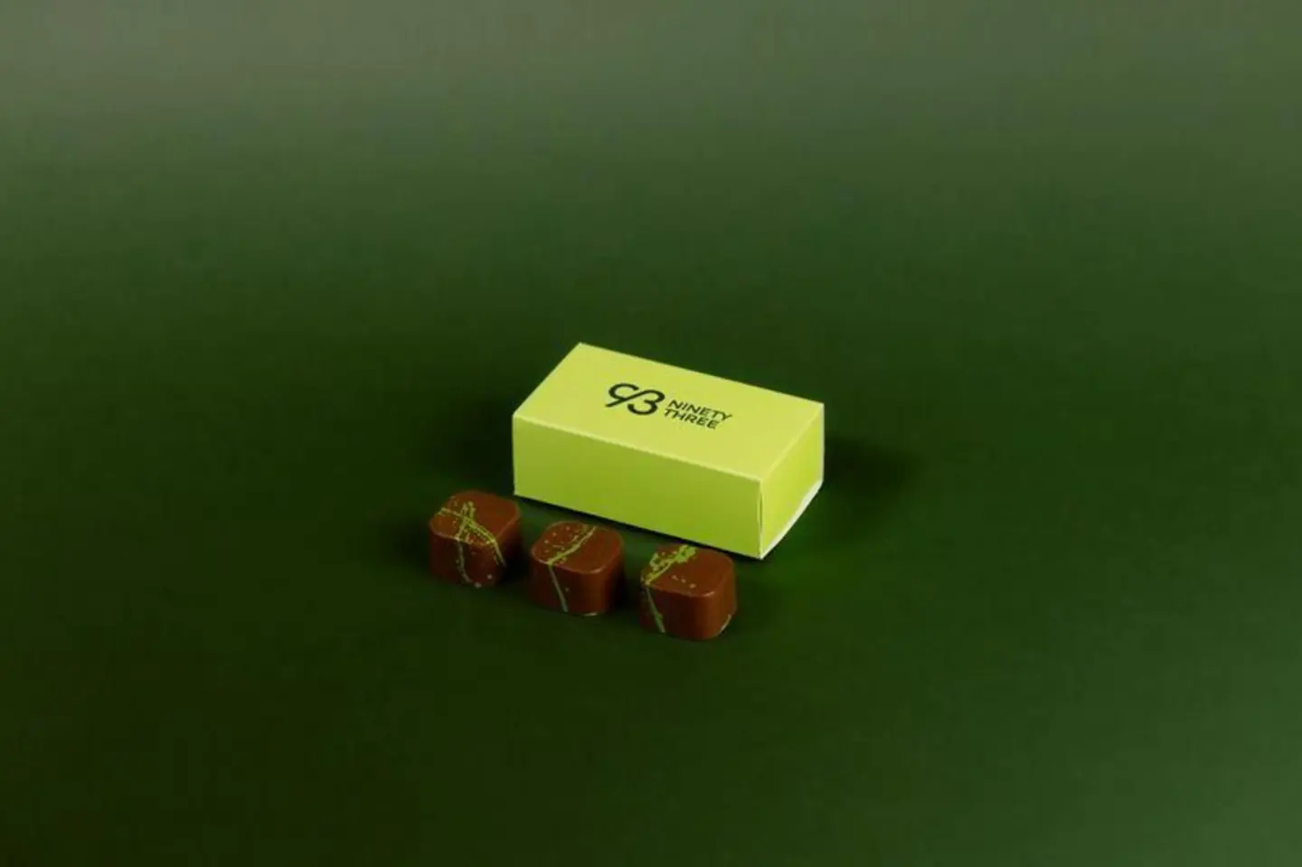 تشوكلت بايتس بستاشيو