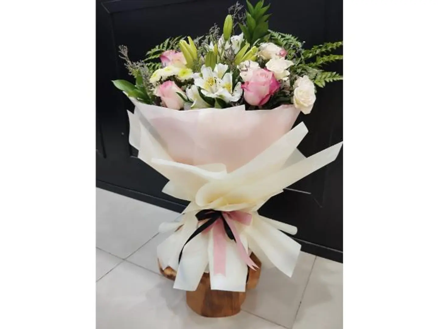 بوكيه ورود ابيض مشكل