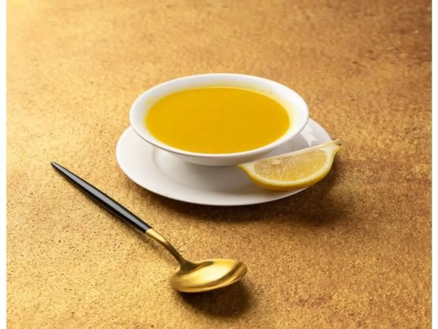 شوربة العدس