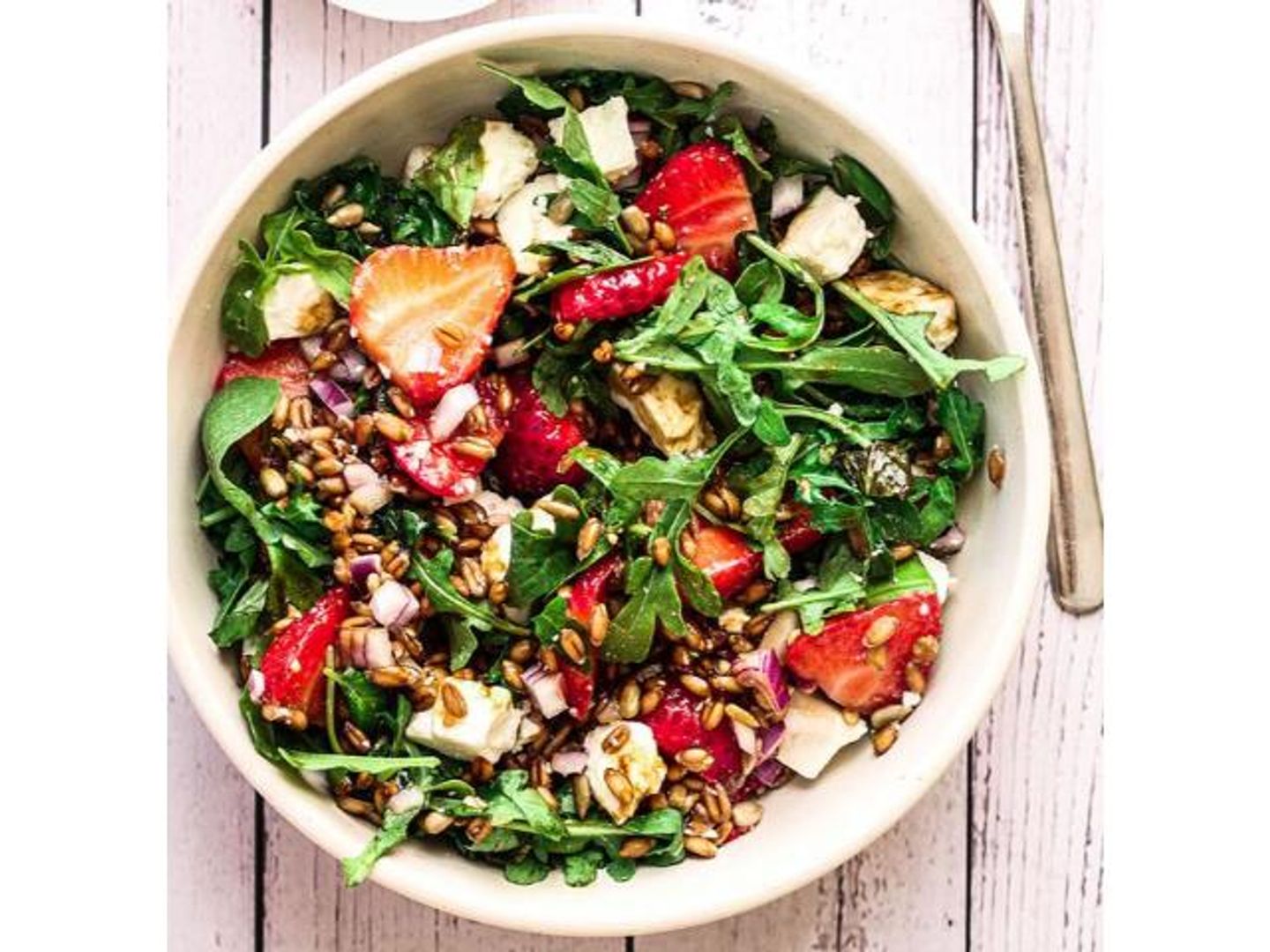 Rocca And Berry Salad