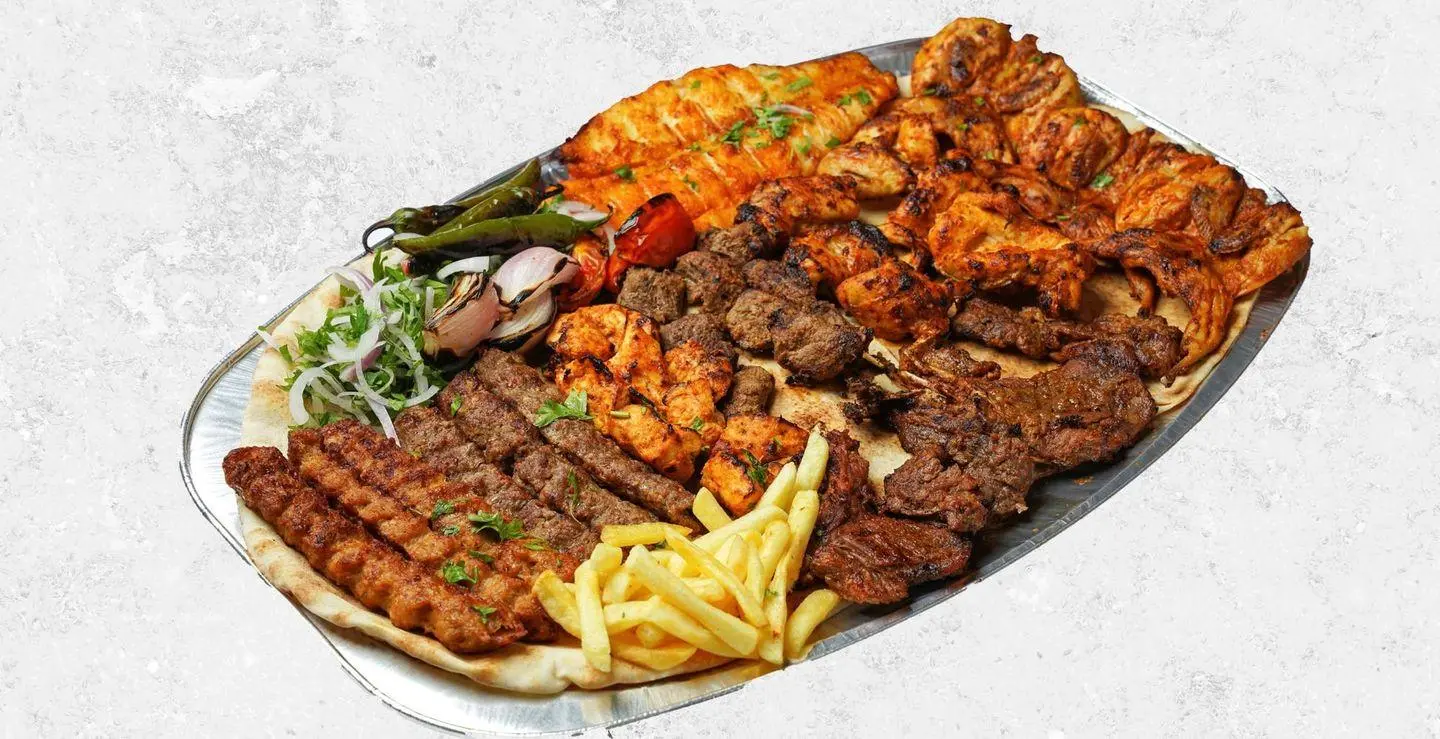 صحن مشاوي مشكل 4 سيخ