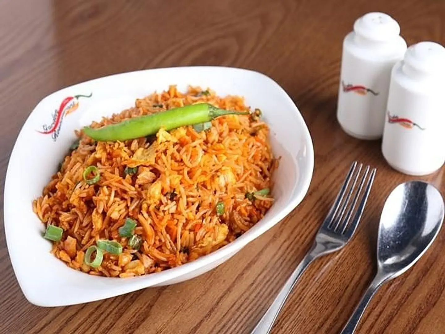 أرز مقلي دجاج شيزوان