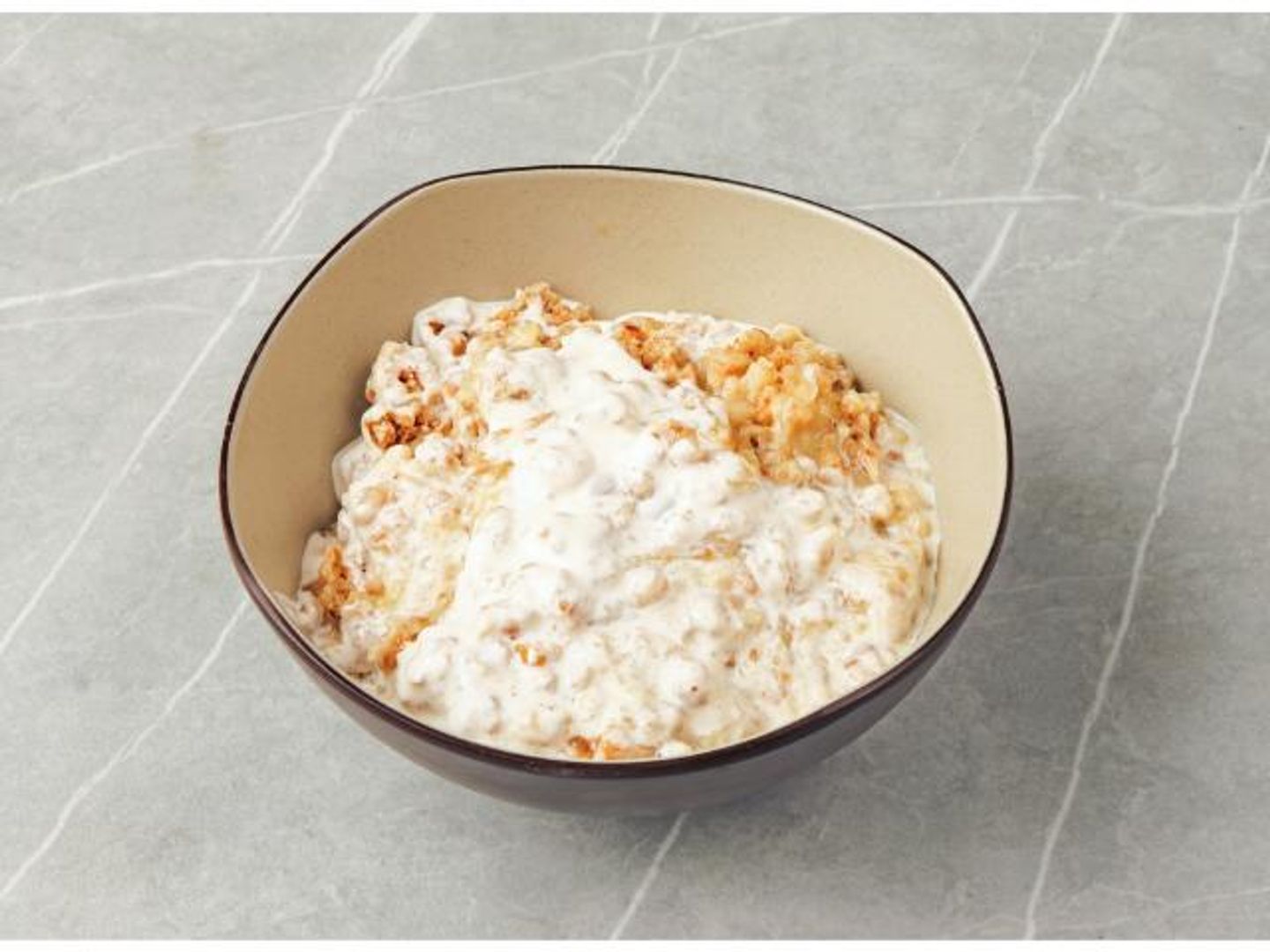 Cream Areekah