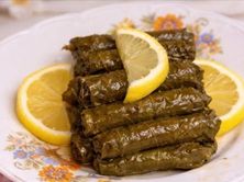 ١٠ حبات. ورق عنب محشي على الطريقة التركية