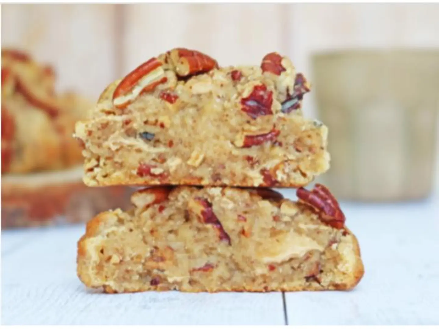 كوكيز بالكراميل وجوز البيكان