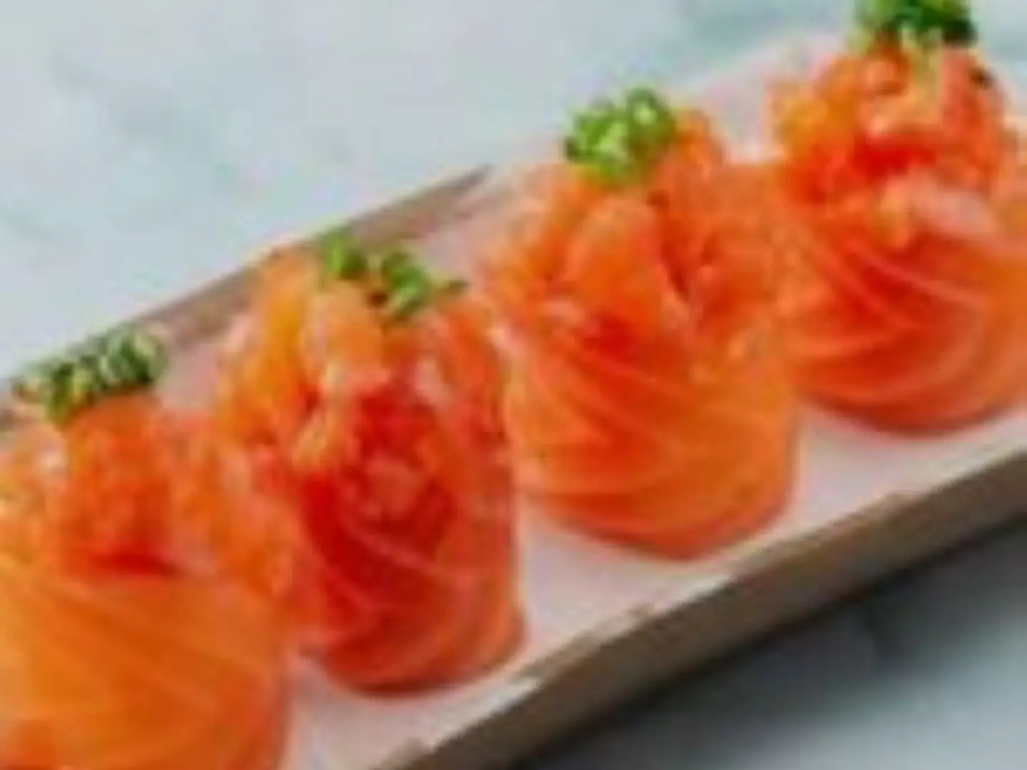 Salmon Gunkan (4pcs)