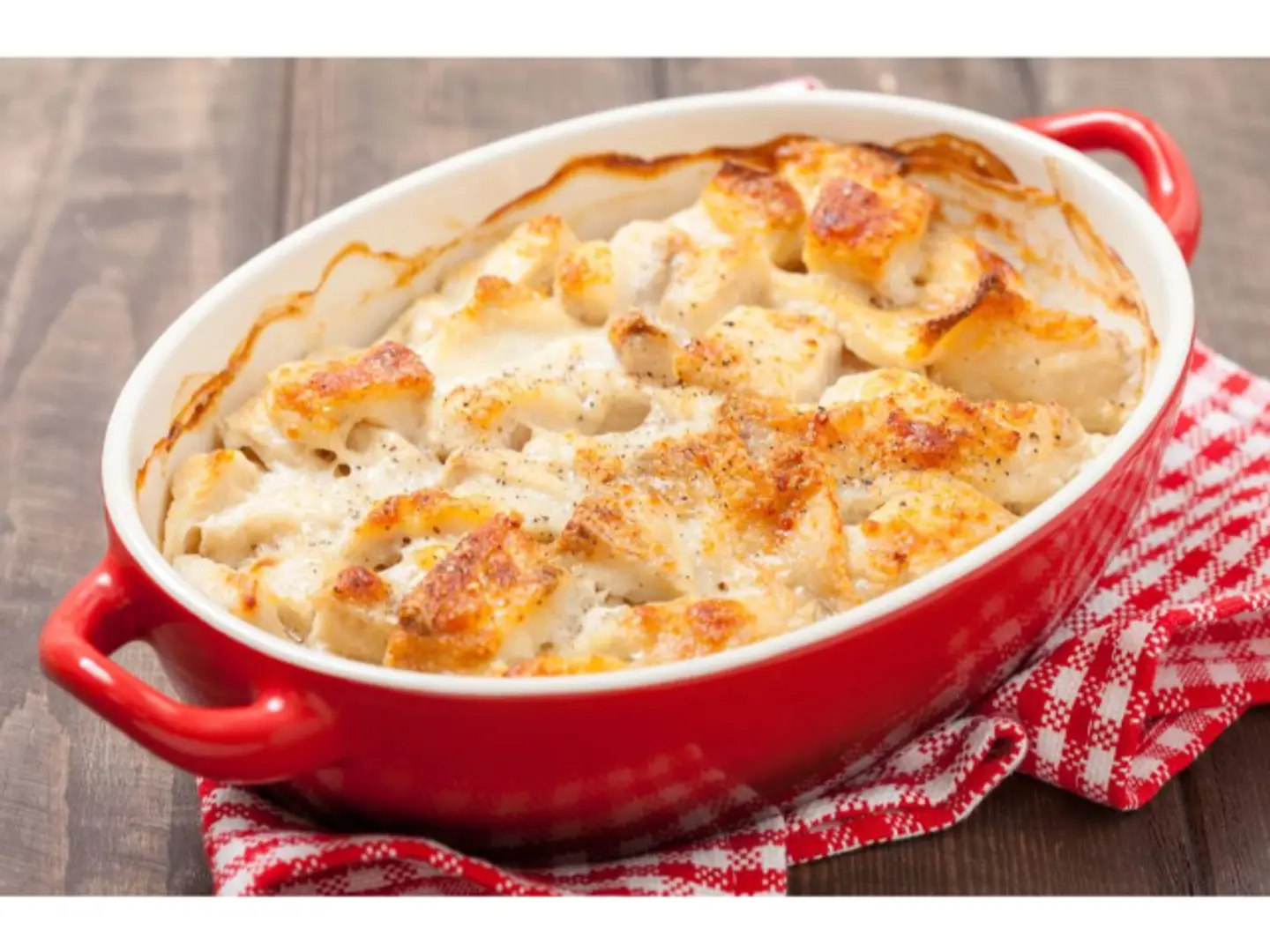 Shrimp Pasta Tagine With White Sauce