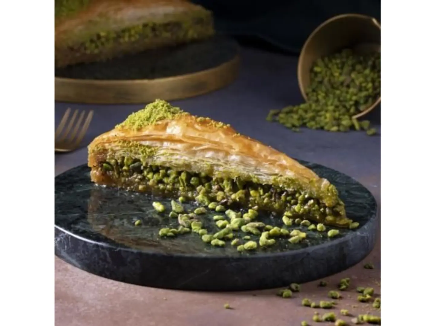 Carrot Shape Sliced Baklava