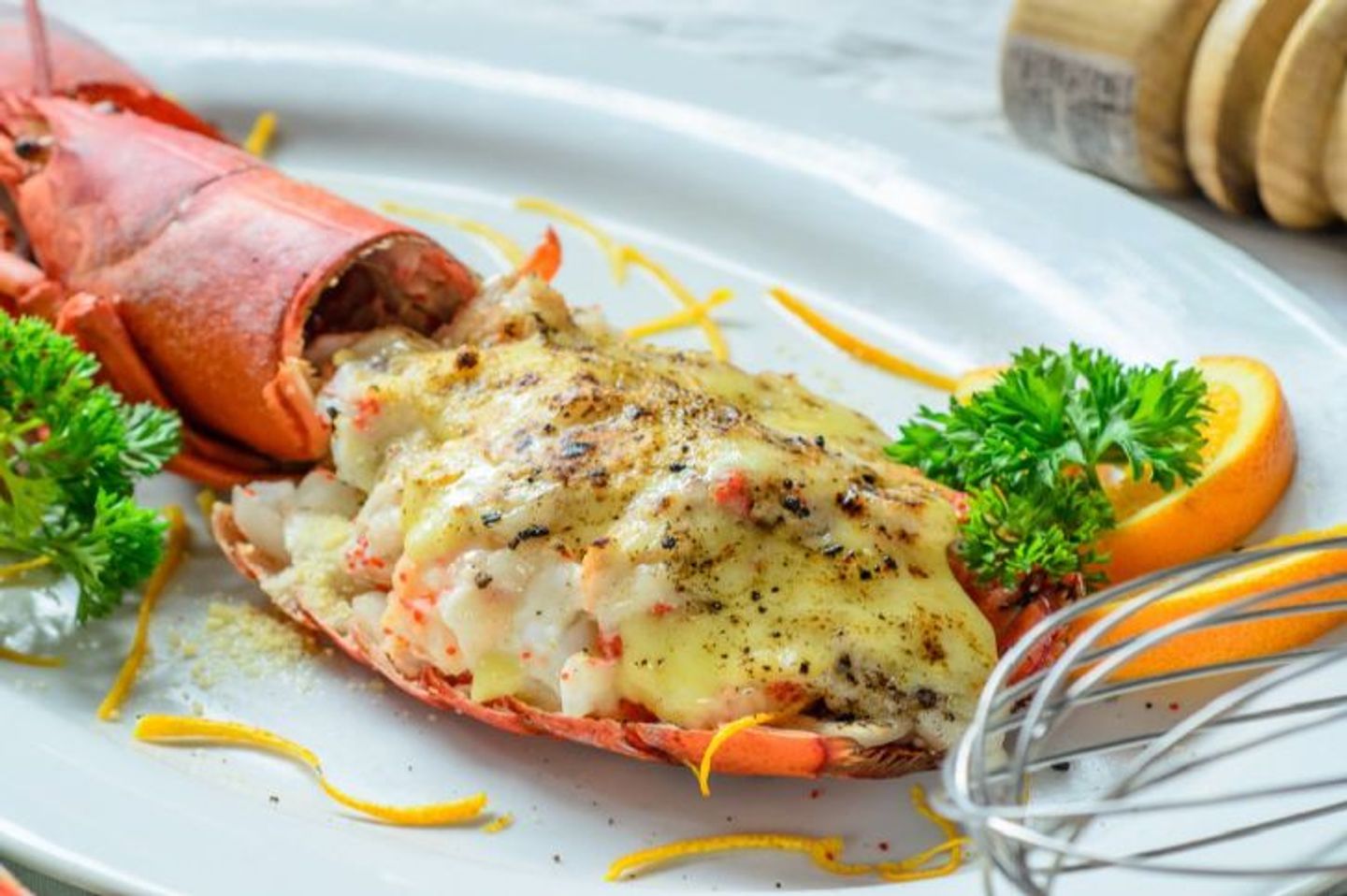 Grilled Lobster With Butter And Dill