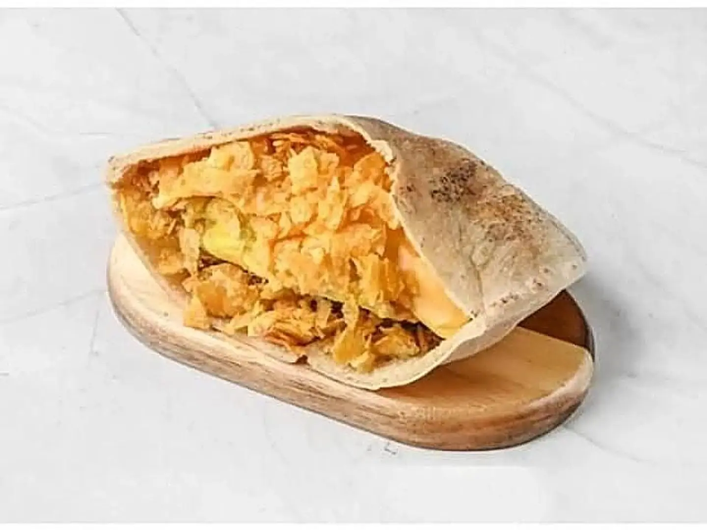 ساندوتش بطاطس اصابع كاتشب و مايونيز