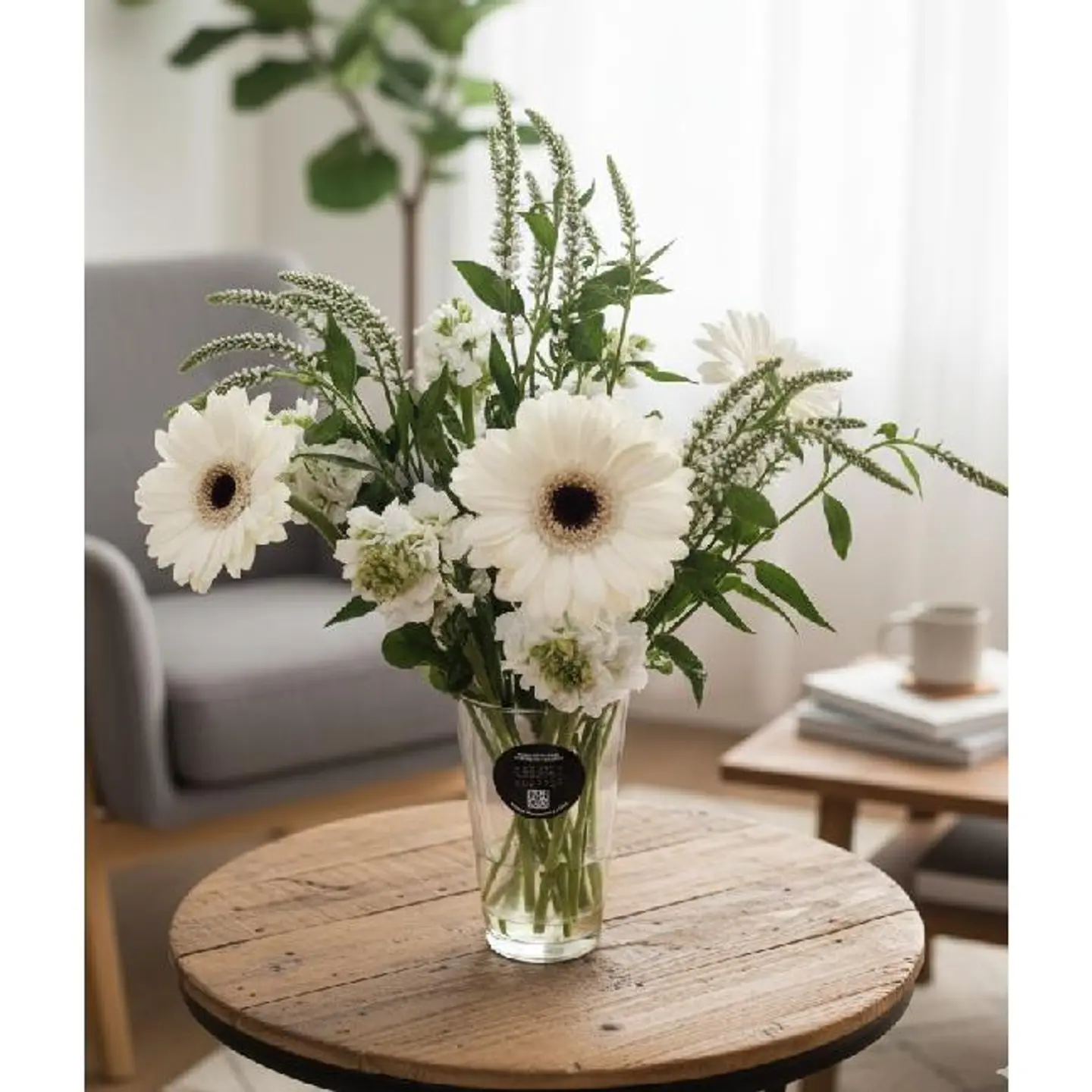 الأبيض حقيقي ولكنه ليس لامعًا