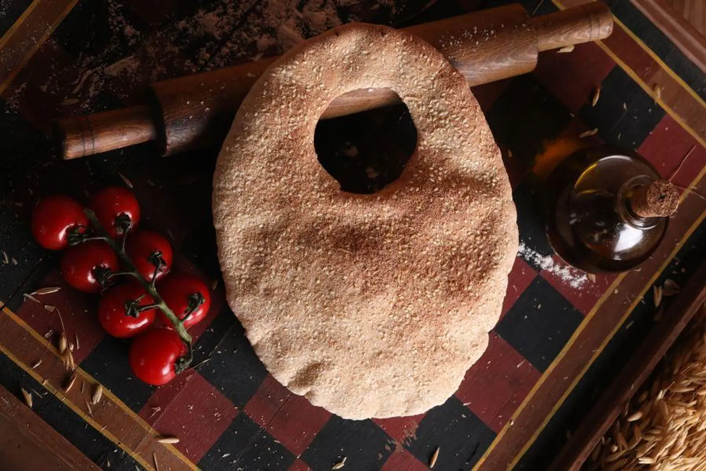 كعك بالزعتر والسماق