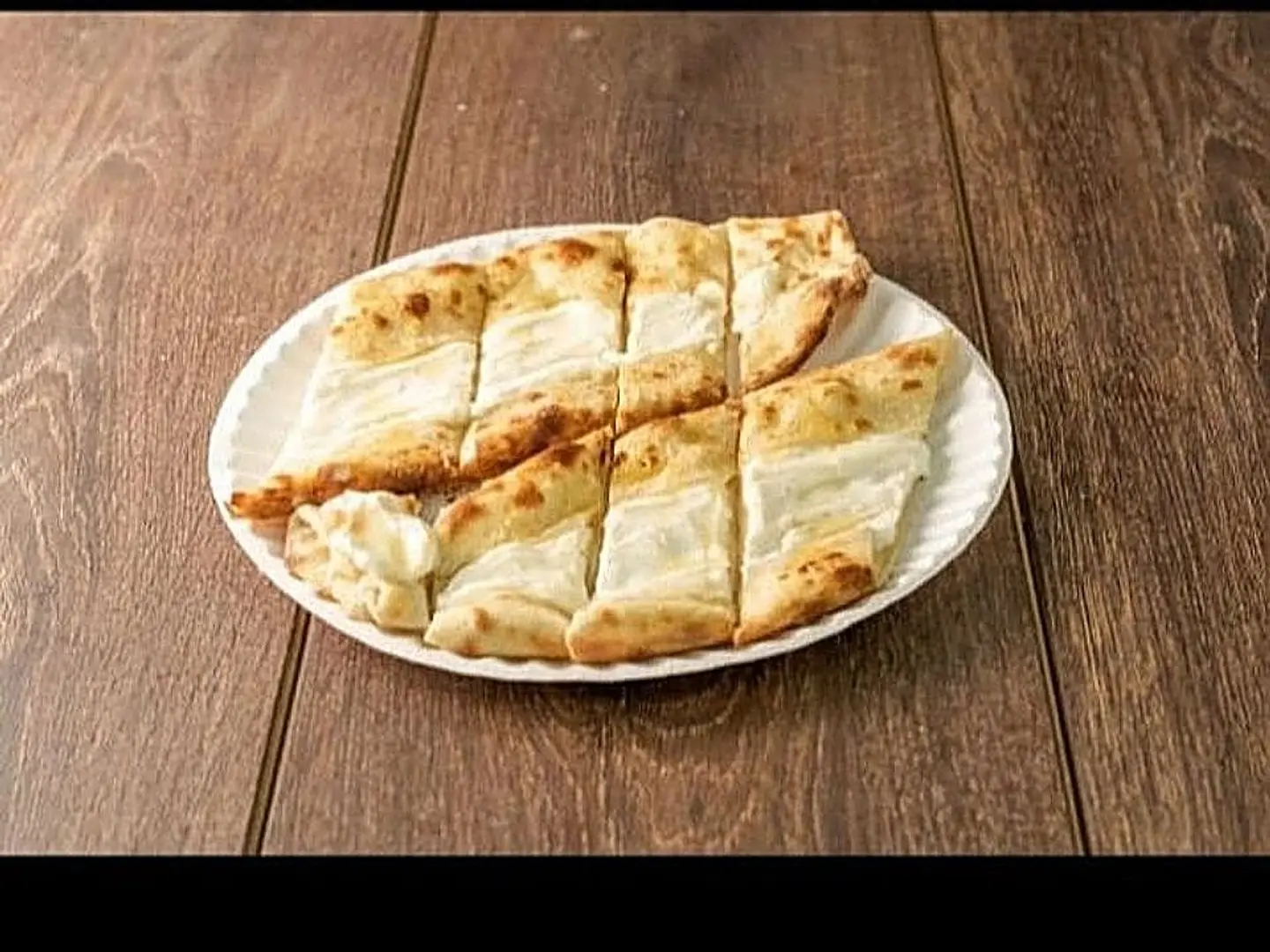 فطيره لبنه وعسل