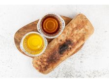 خبز الفطير مع السمن و العسل