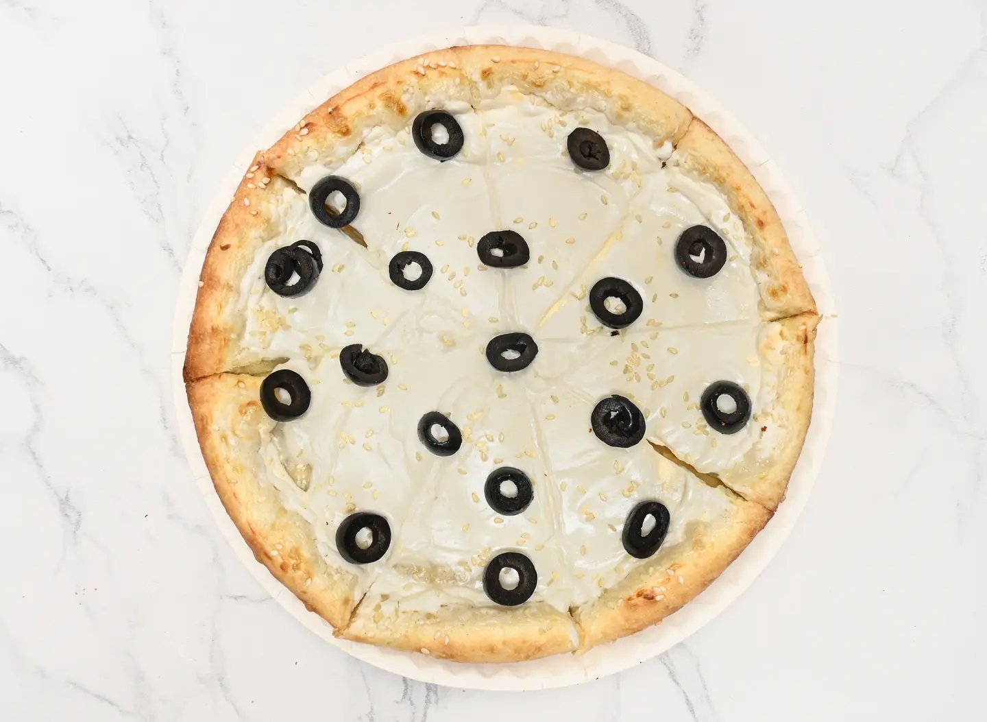 فطيرة لبنة وزيتون