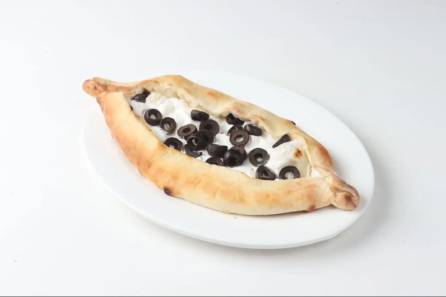 لبنه بالزيتون