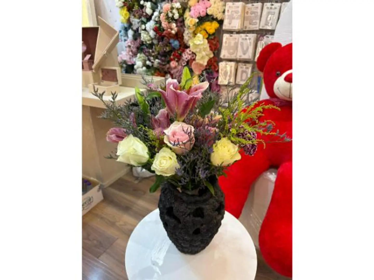 فازه ورد طبيعي اسود