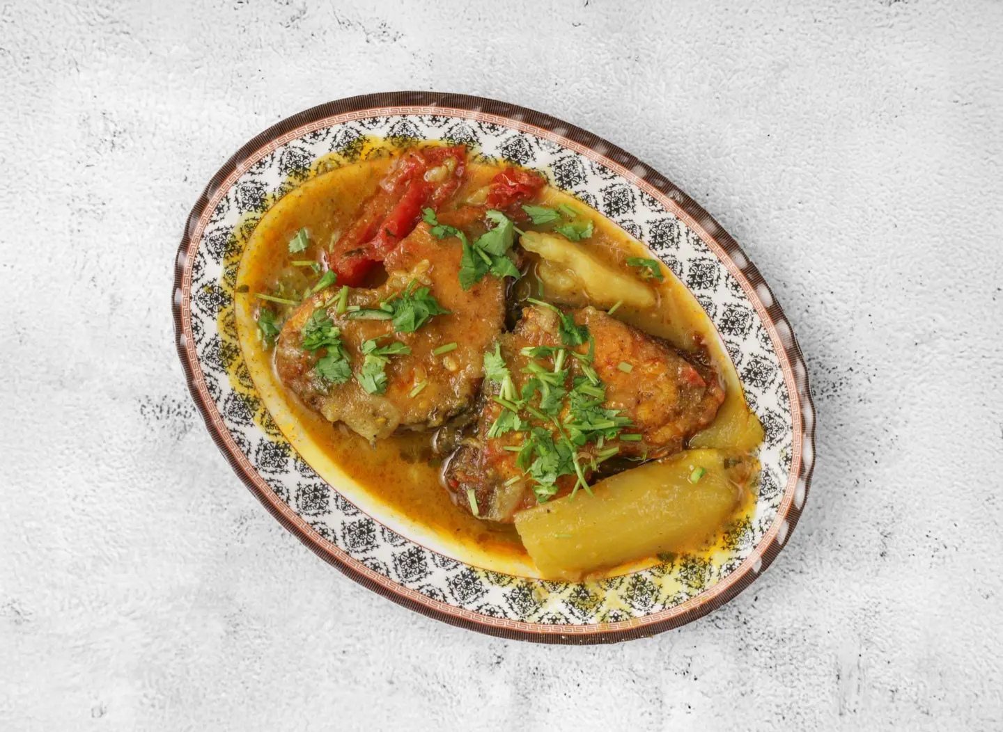 Daka Rohi Fish Dish With Feteer