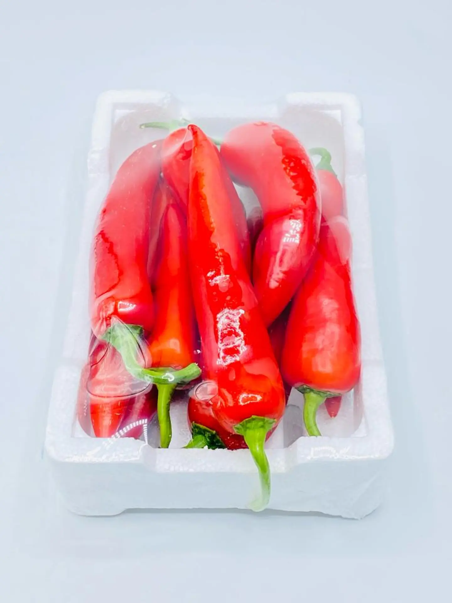 Long Red Pepper, Small Cork