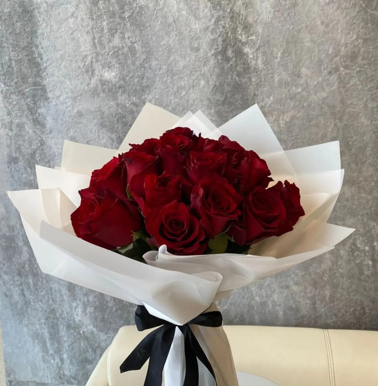 الباقة القرمزية