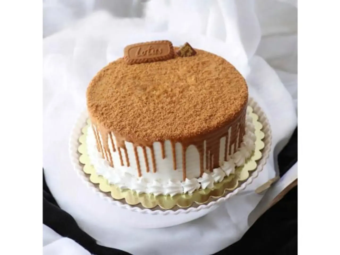 Lotus Cake