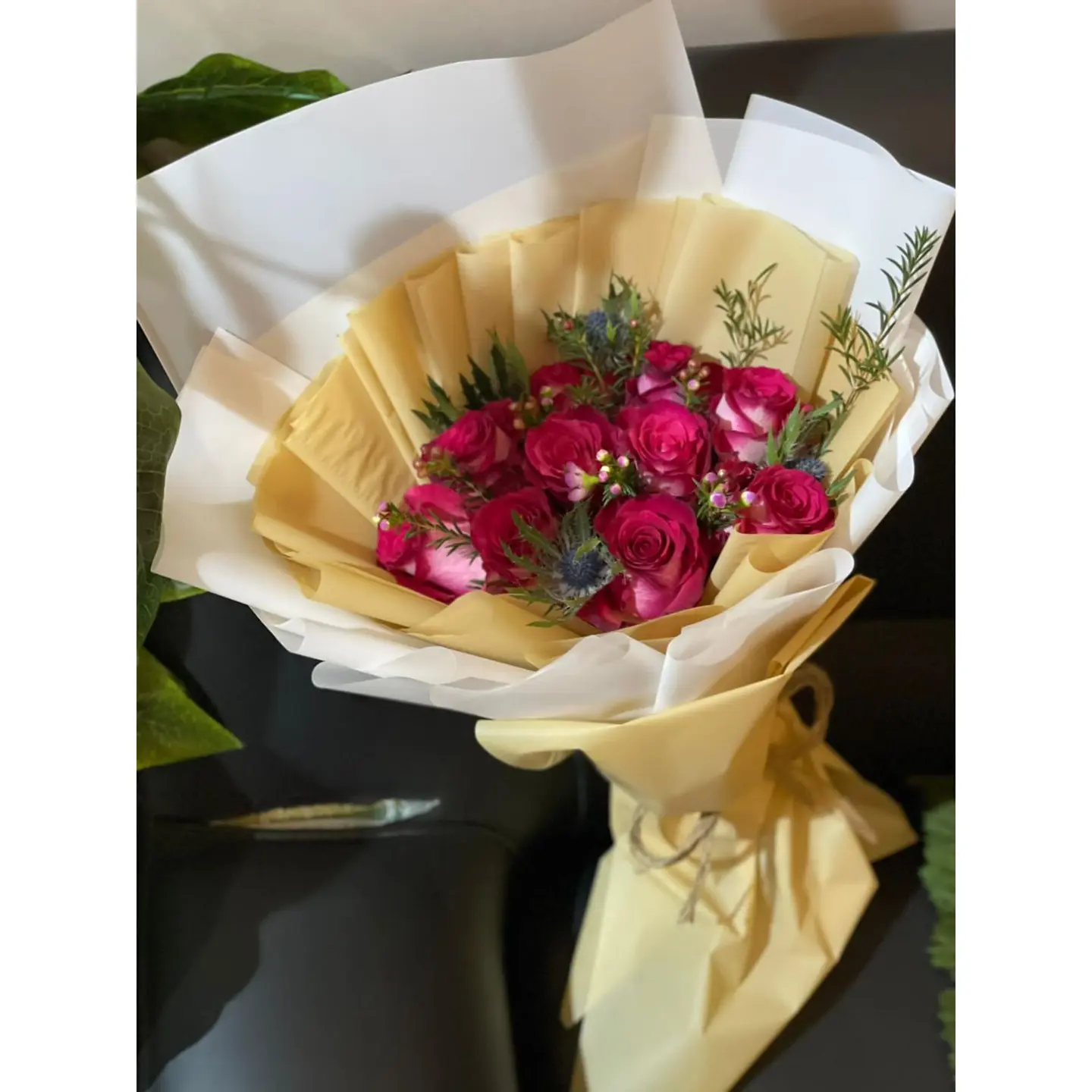 A Bouquet Of Two Color Roses B5