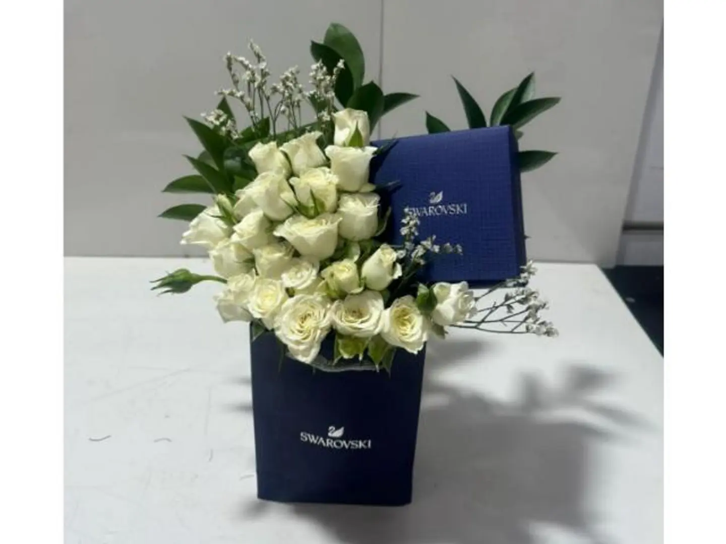 سلسال مع ورد كارتر ولويس فيتون ٣