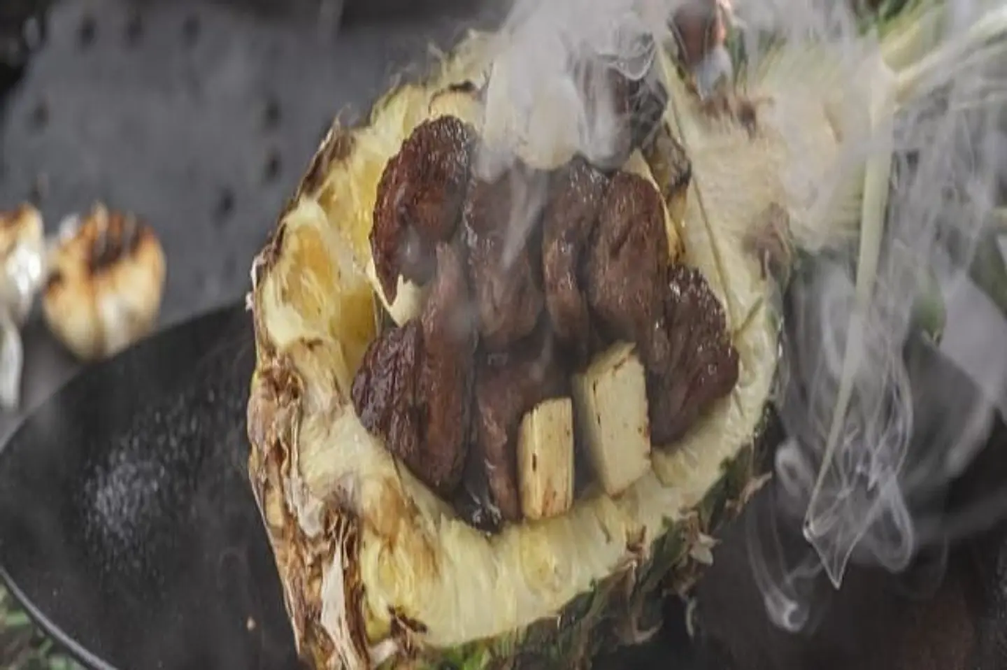 اوصال لحم بالاناناس