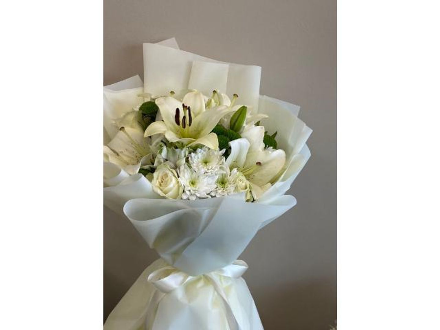 White Casablanca Bouquet