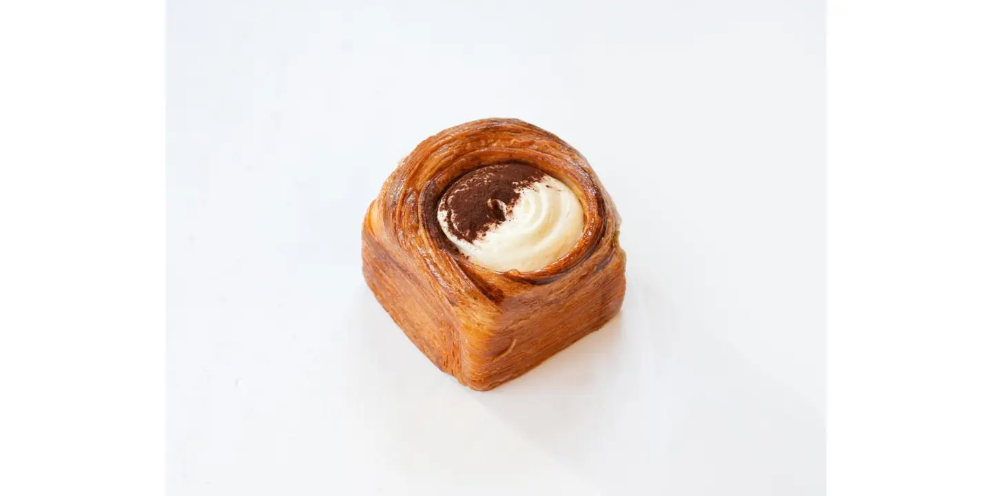 Tiramisu Roll