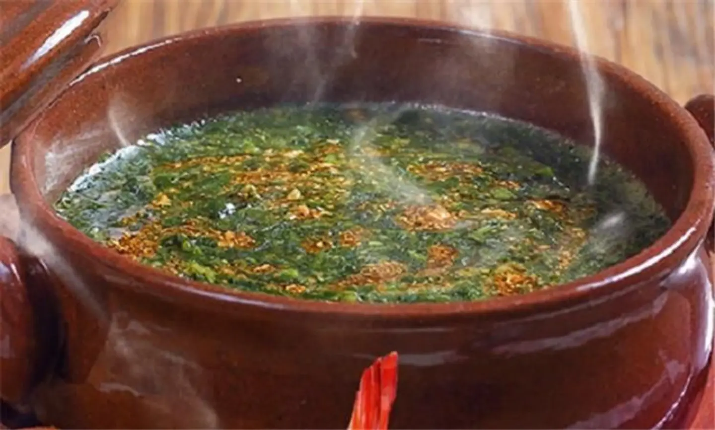 شوربة ملوخية بالروبيان