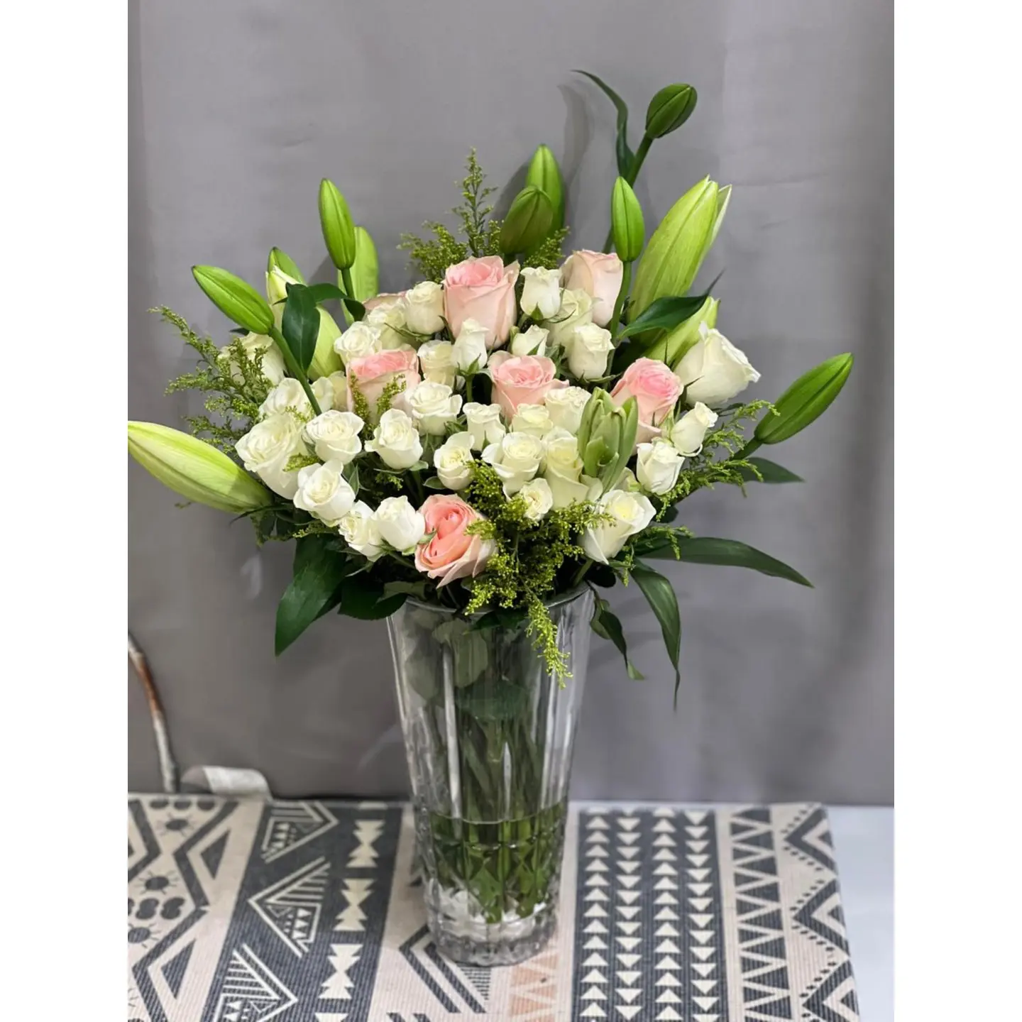 فازة لمسة الحب