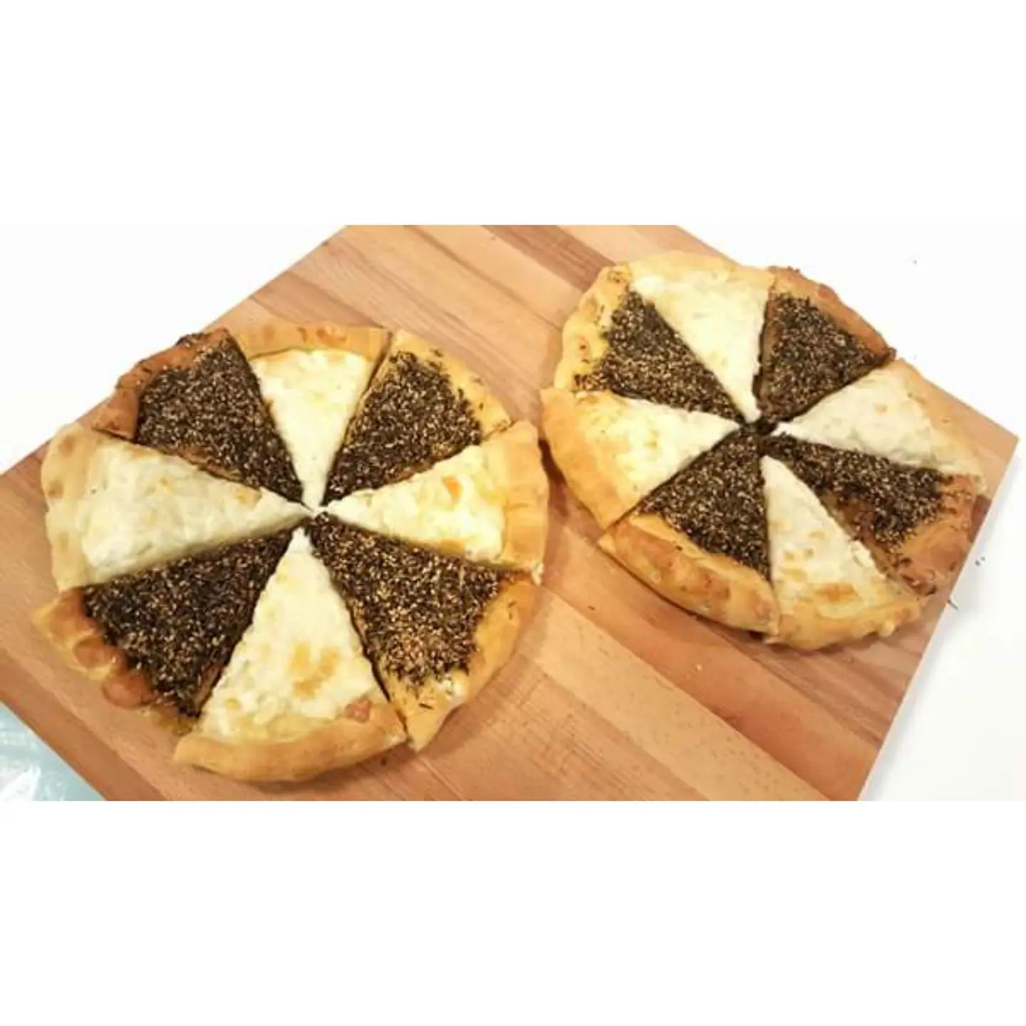 زعتر بالجبن