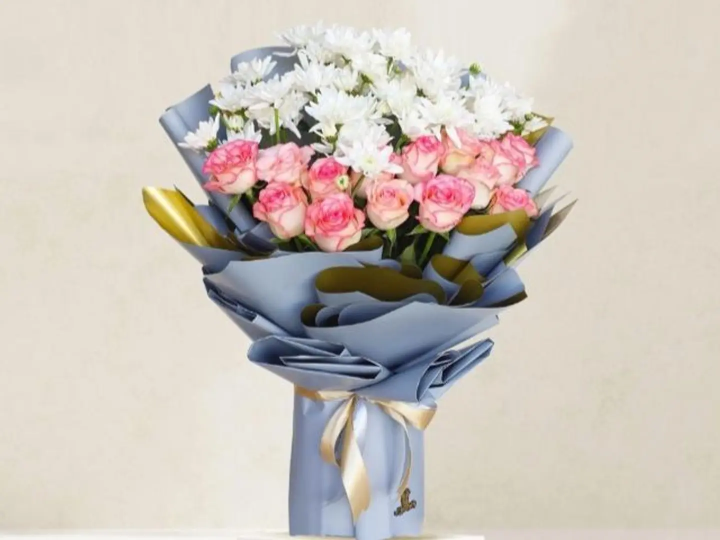 باقة قطوف الجوري والكريز