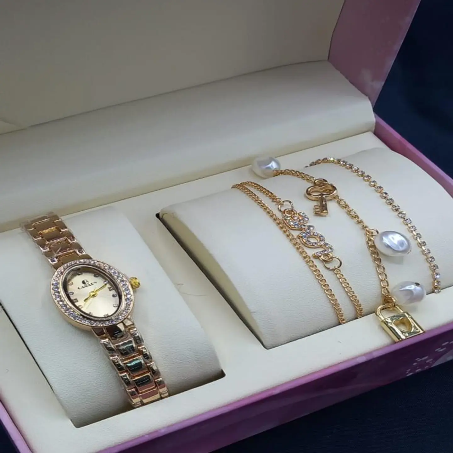 ساعه نسائية فخامه 3