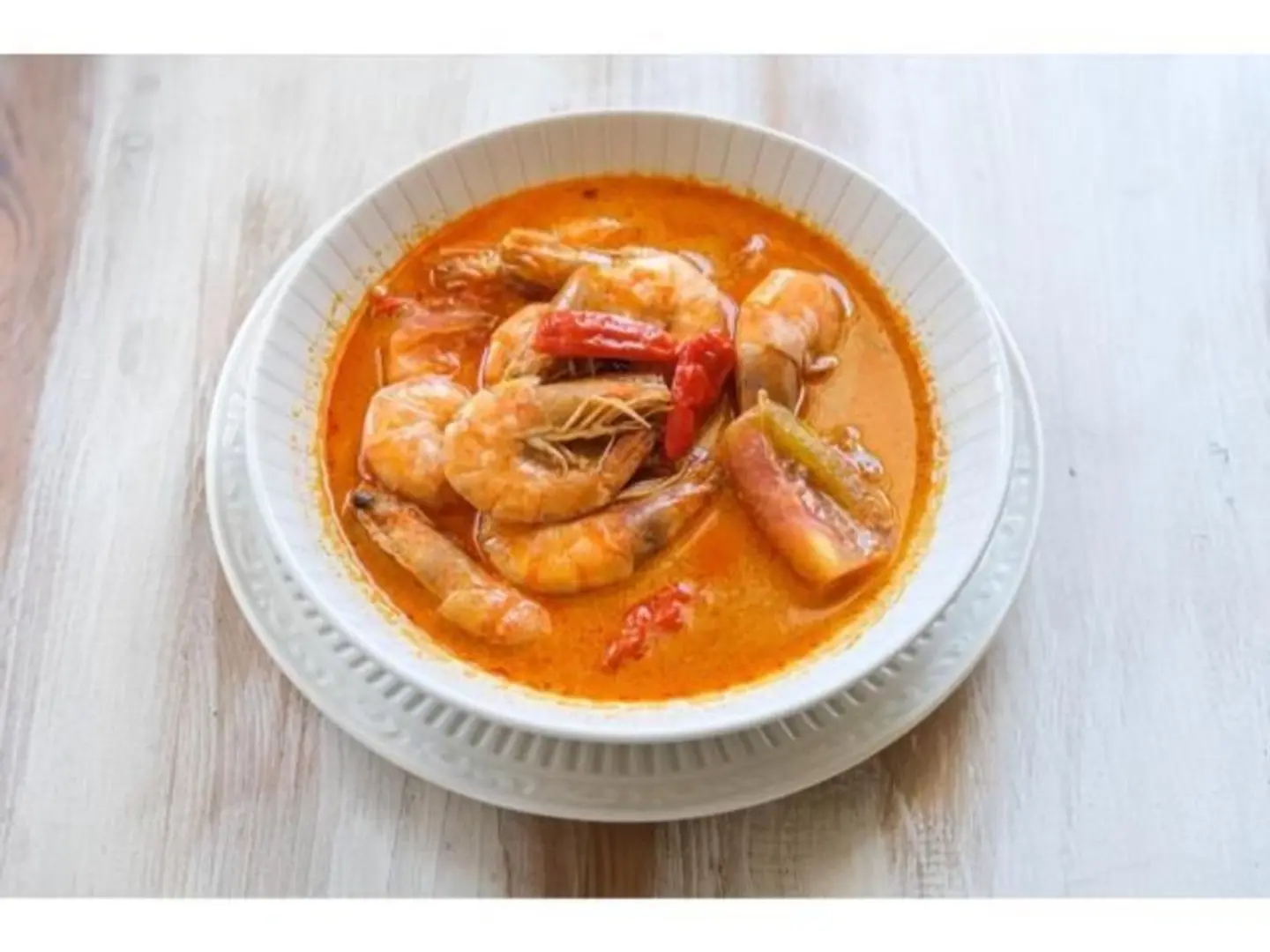 Shrimp Soup With Red Sauce