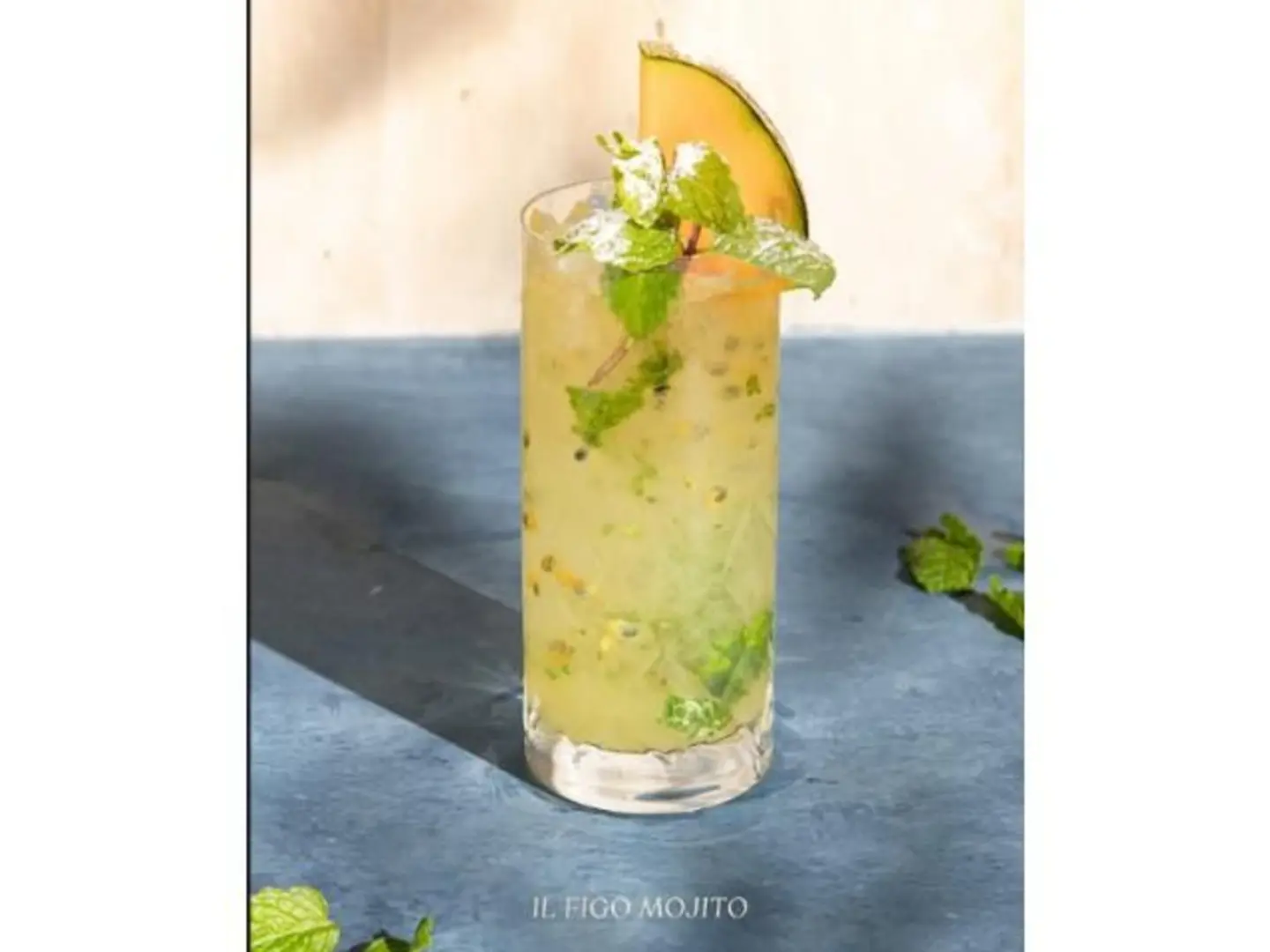 Passion Fruit And Peach Mojito