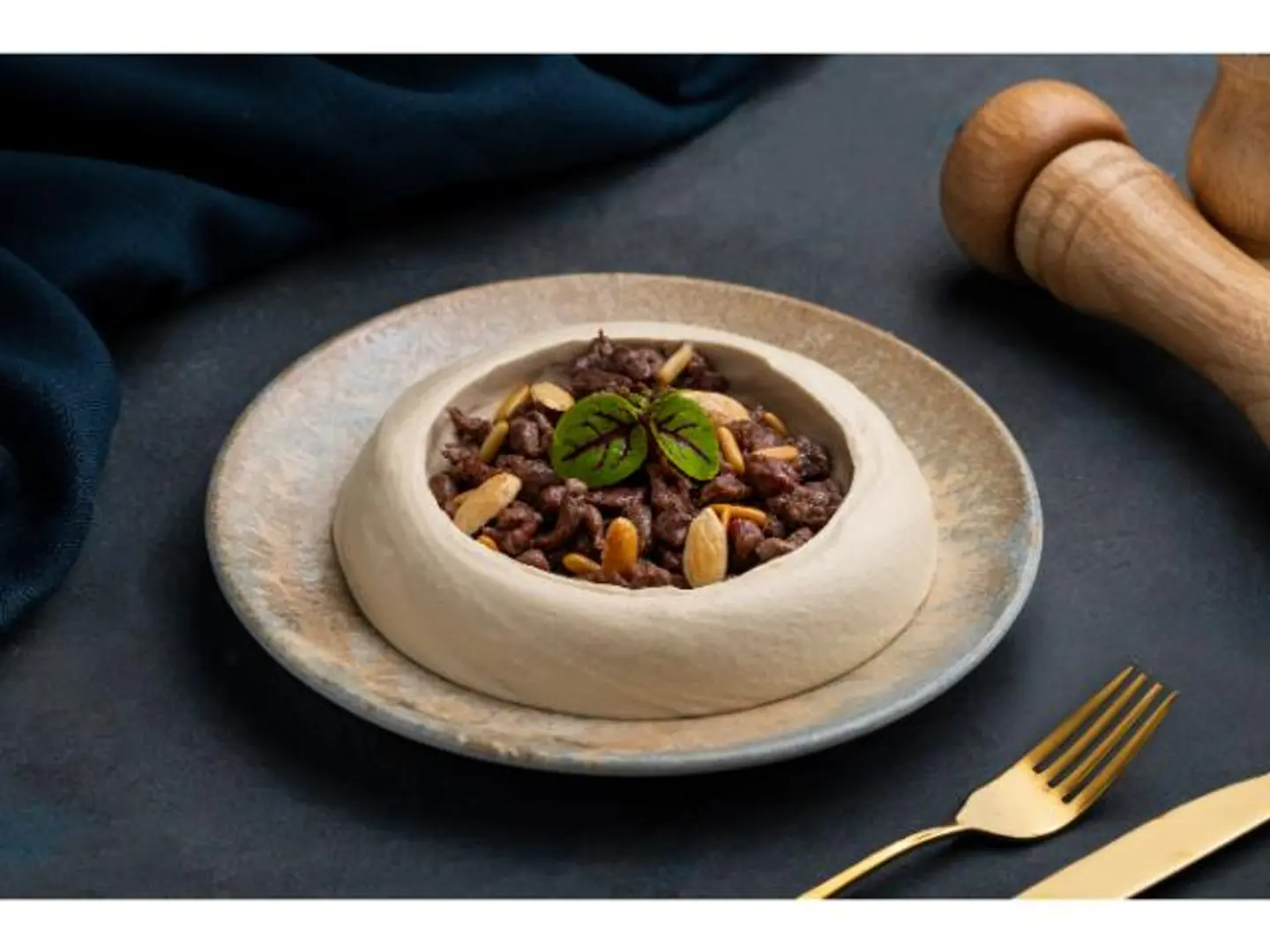 Hummus With Meat