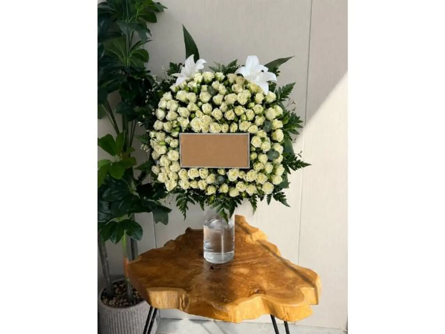 Luxury Appreciation Vase