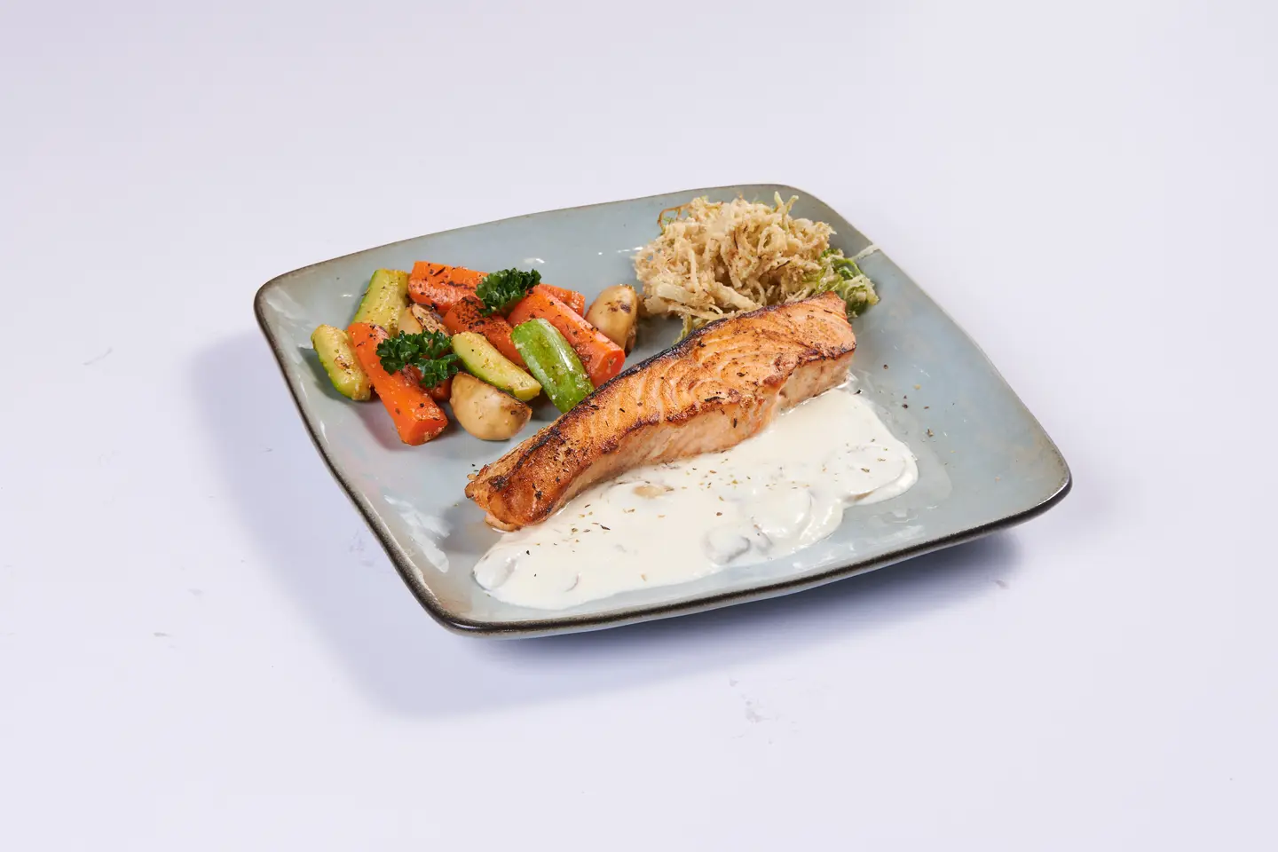 Salmon With Cream And Mushroom