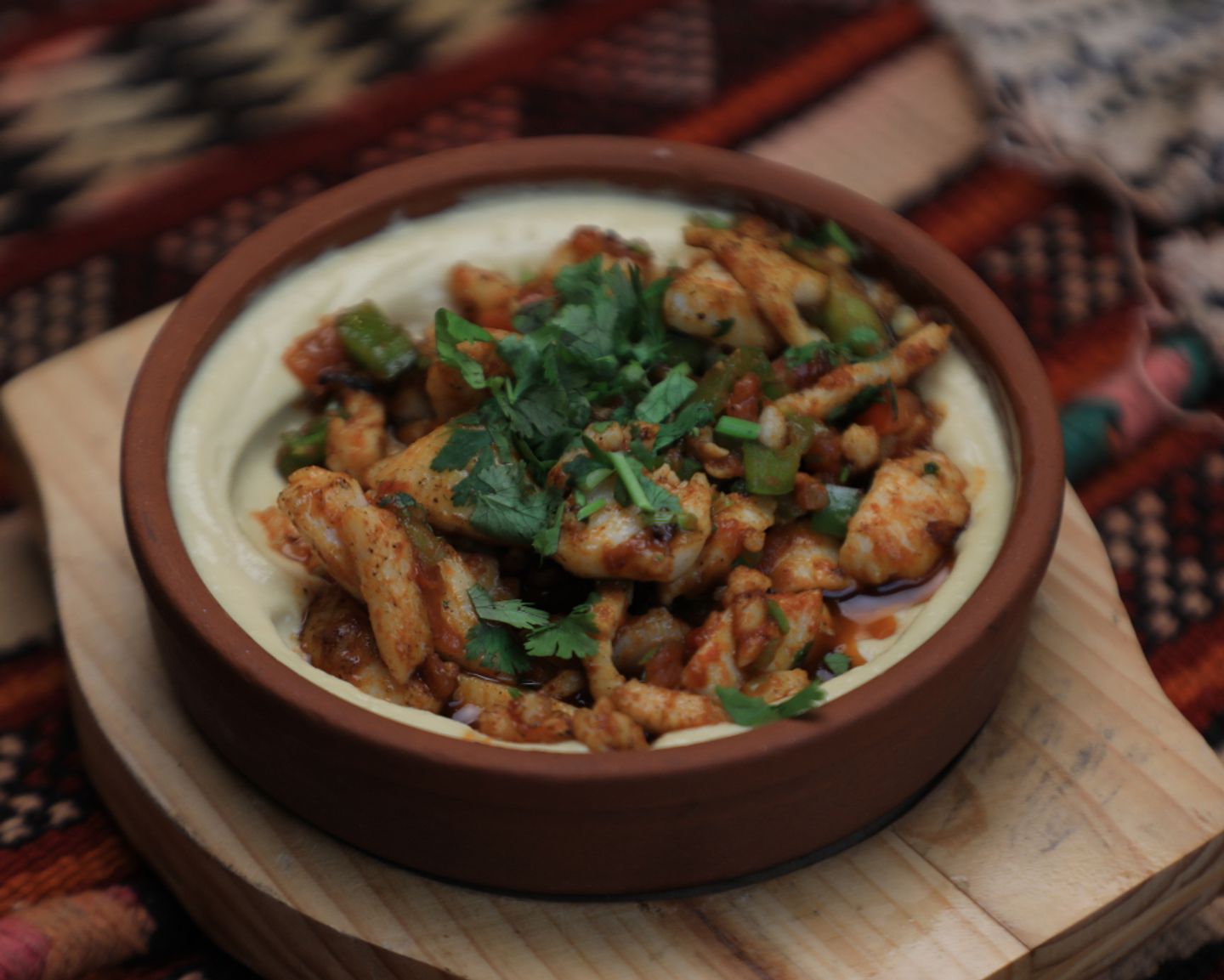 طبق حمص مع لحم